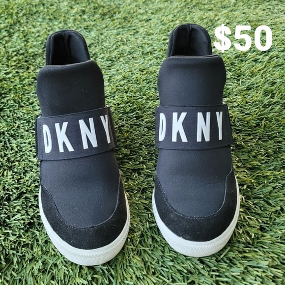 DKNY Cosmo Hidden Wedge - Picture 2 of 4